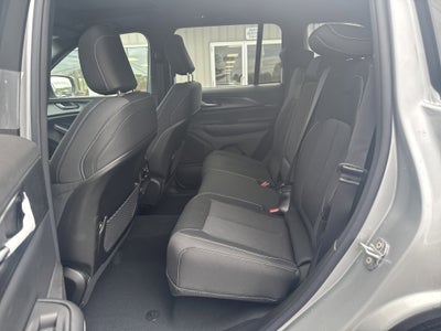 2026 Jeep Grand Cherokee GRAND CHEROKEE LAREDO X 4X4