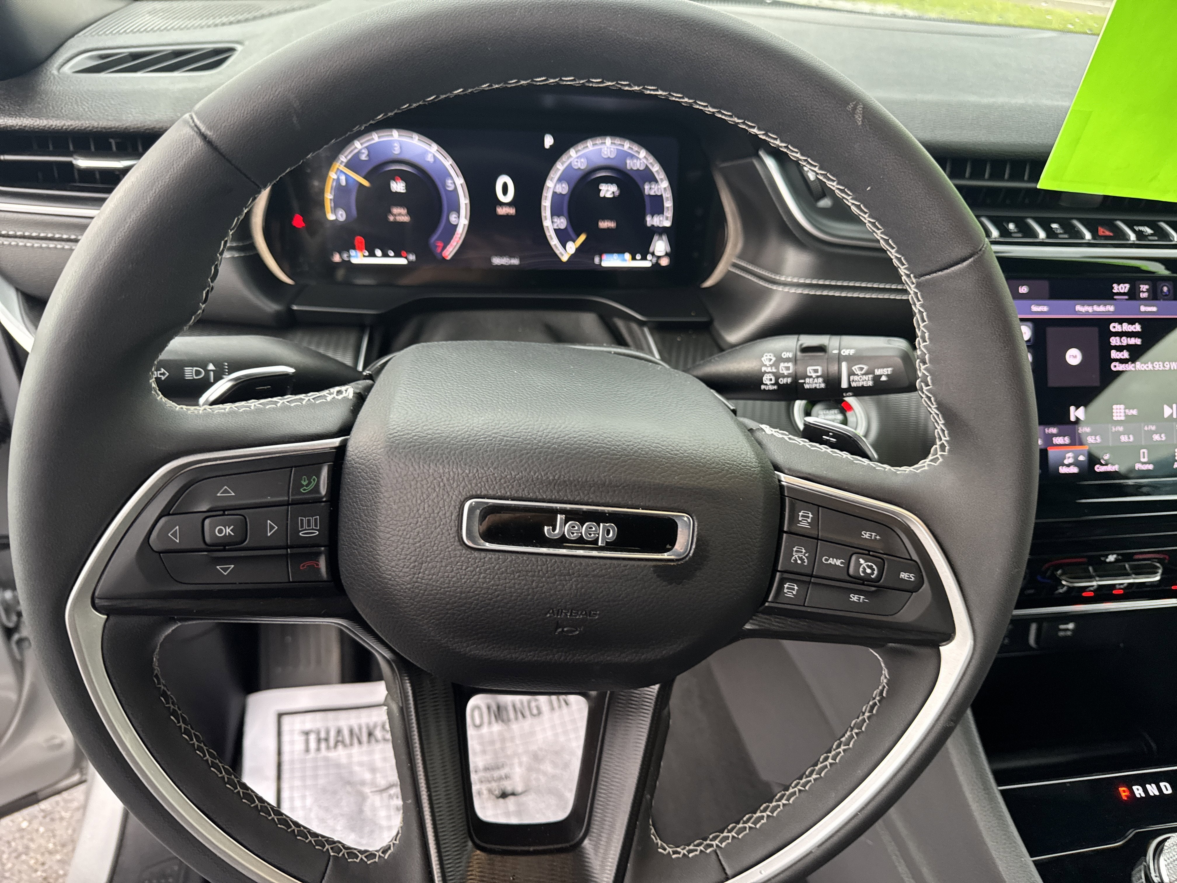 2025 Jeep Grand Cherokee Laredo 4x4