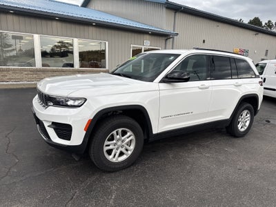 2025 Jeep Grand Cherokee Laredo 4x4