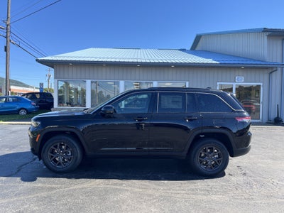 2027 Jeep Grand Cherokee Laredo Altitude