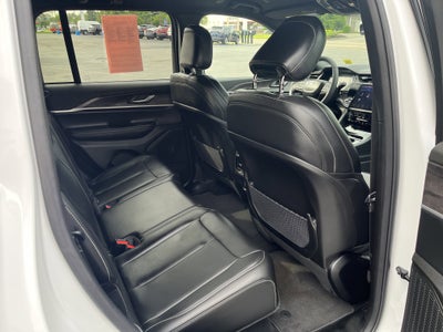 2025 Jeep Grand Cherokee Limited 4x4
