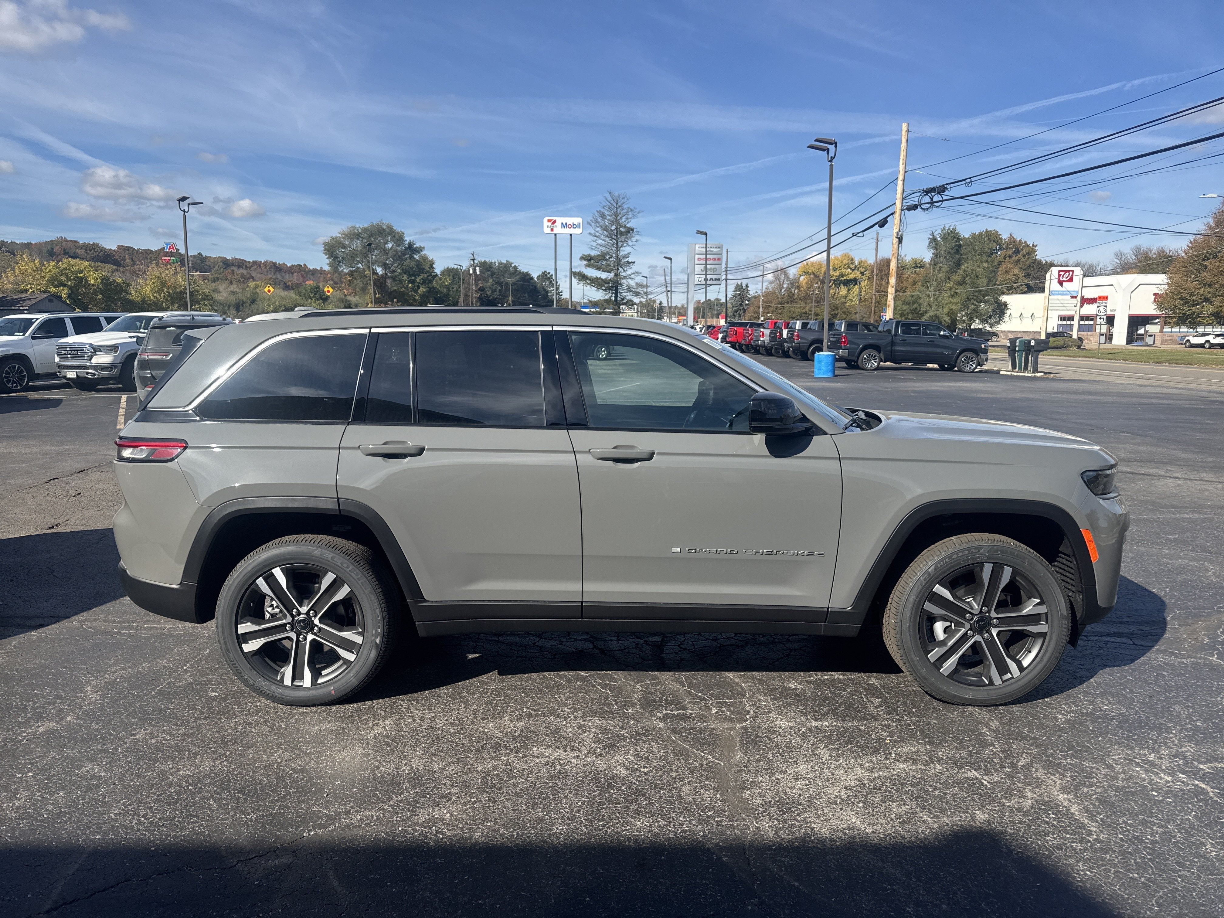 2027 Jeep Grand Cherokee Limited