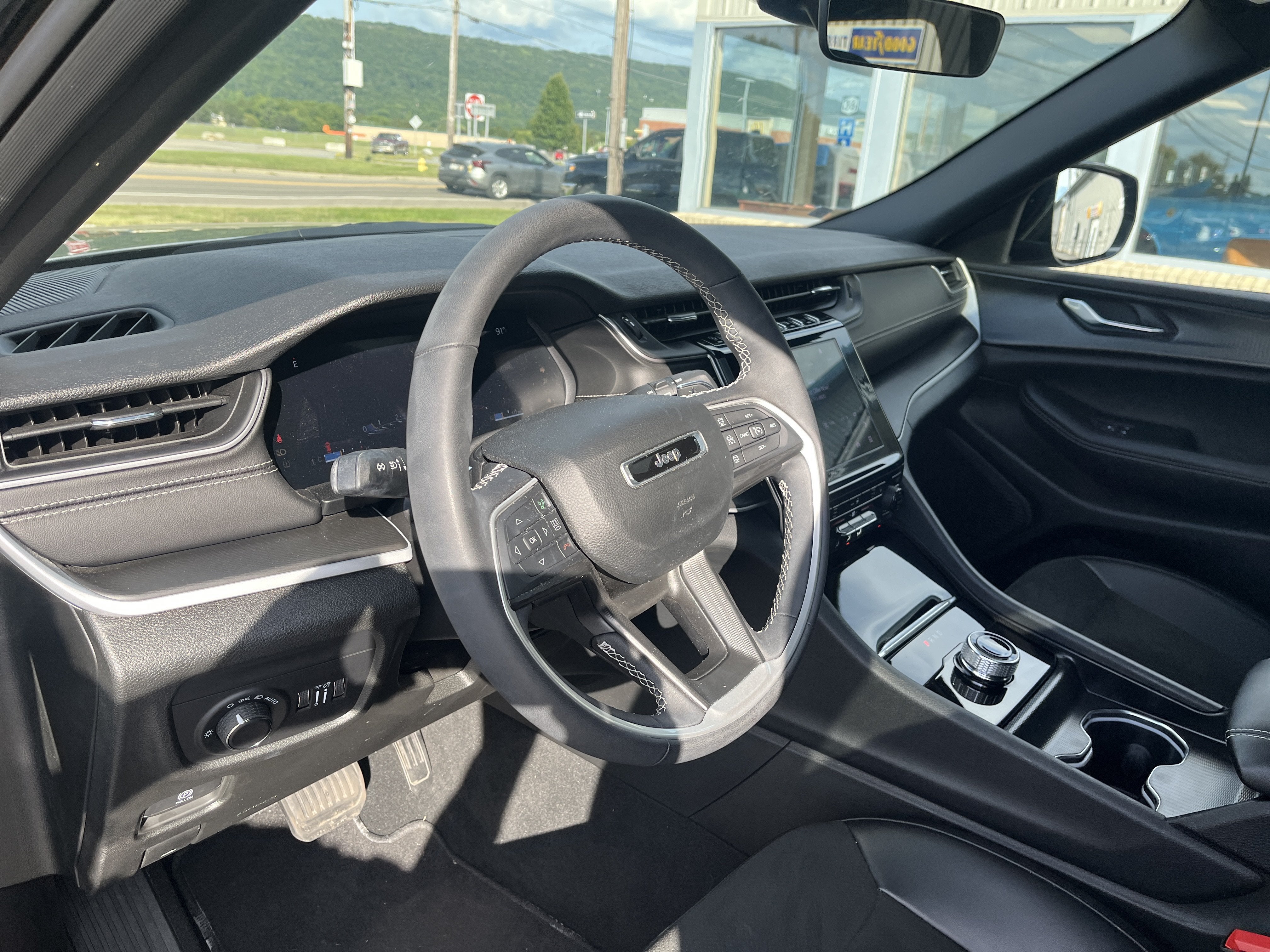 2025 Jeep Grand Cherokee L Altitude X