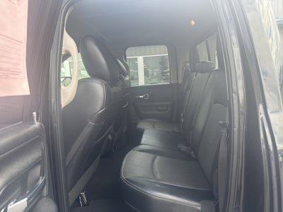2017 RAM 1500 Laramie Quad Cab 4x4 6'4' Box
