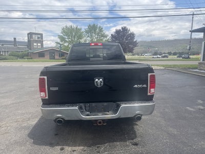 2017 RAM 1500 Laramie Quad Cab 4x4 6'4' Box
