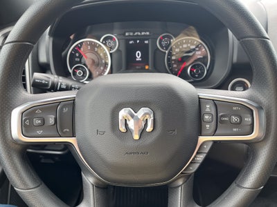 2026 RAM Ram 1500 RAM 1500 TRADESMAN QUAD CAB 4X4 6'4' BOX