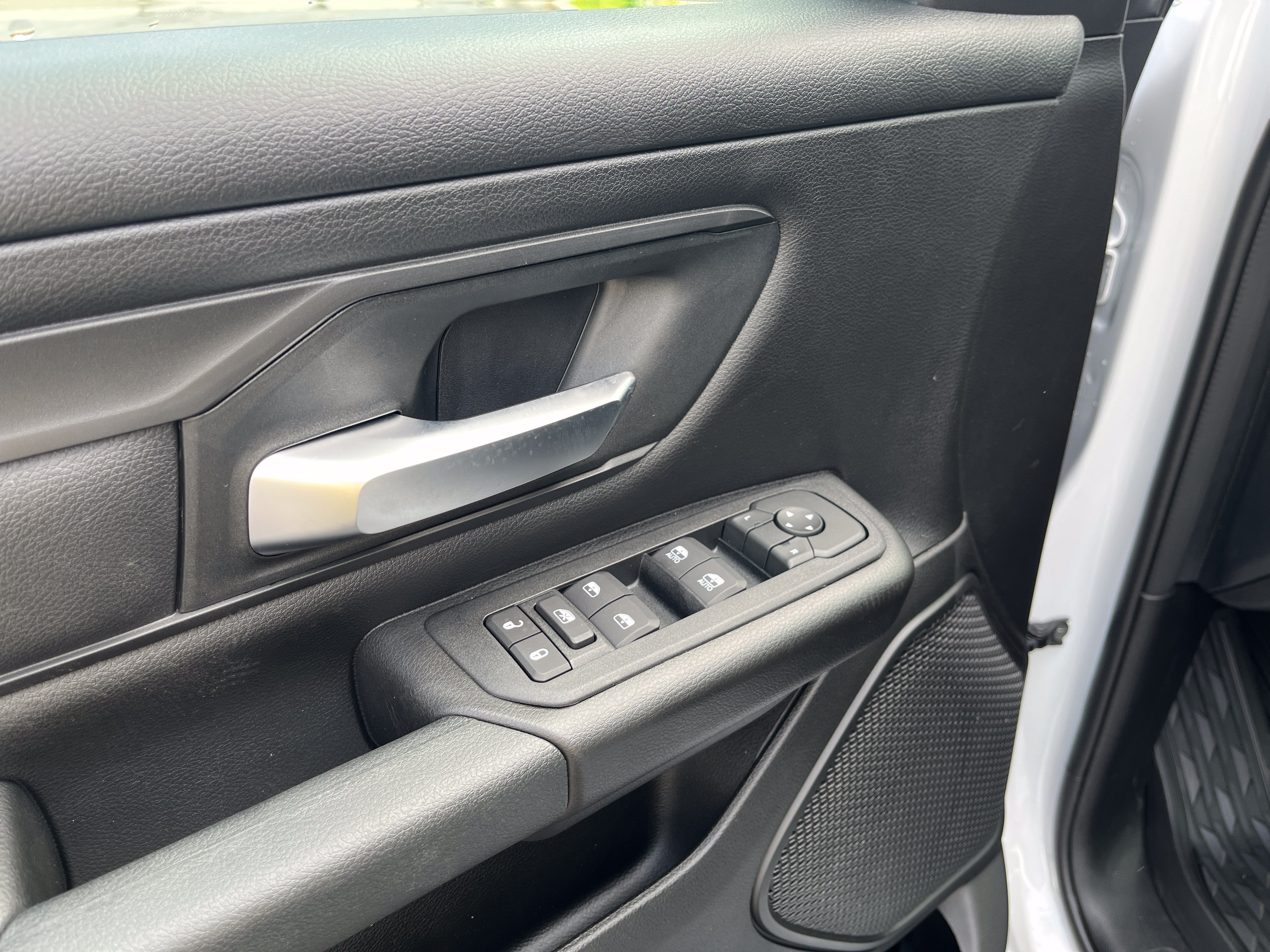 2026 RAM Ram 1500 RAM 1500 TRADESMAN QUAD CAB 4X4 6'4' BOX