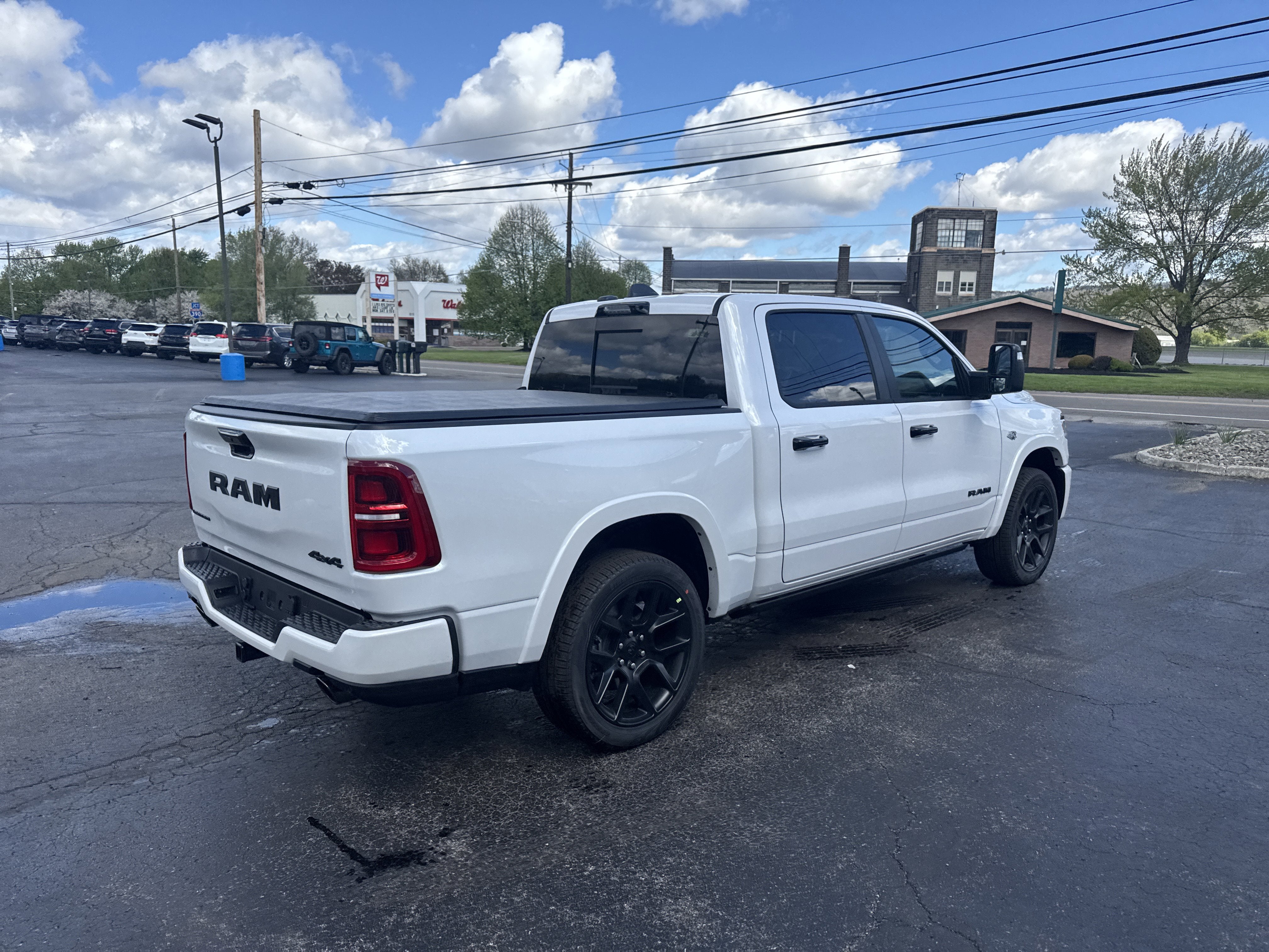 2026 RAM Ram 1500 RAM 1500 LIMITED CREW CAB 4X4 5'7' BOX