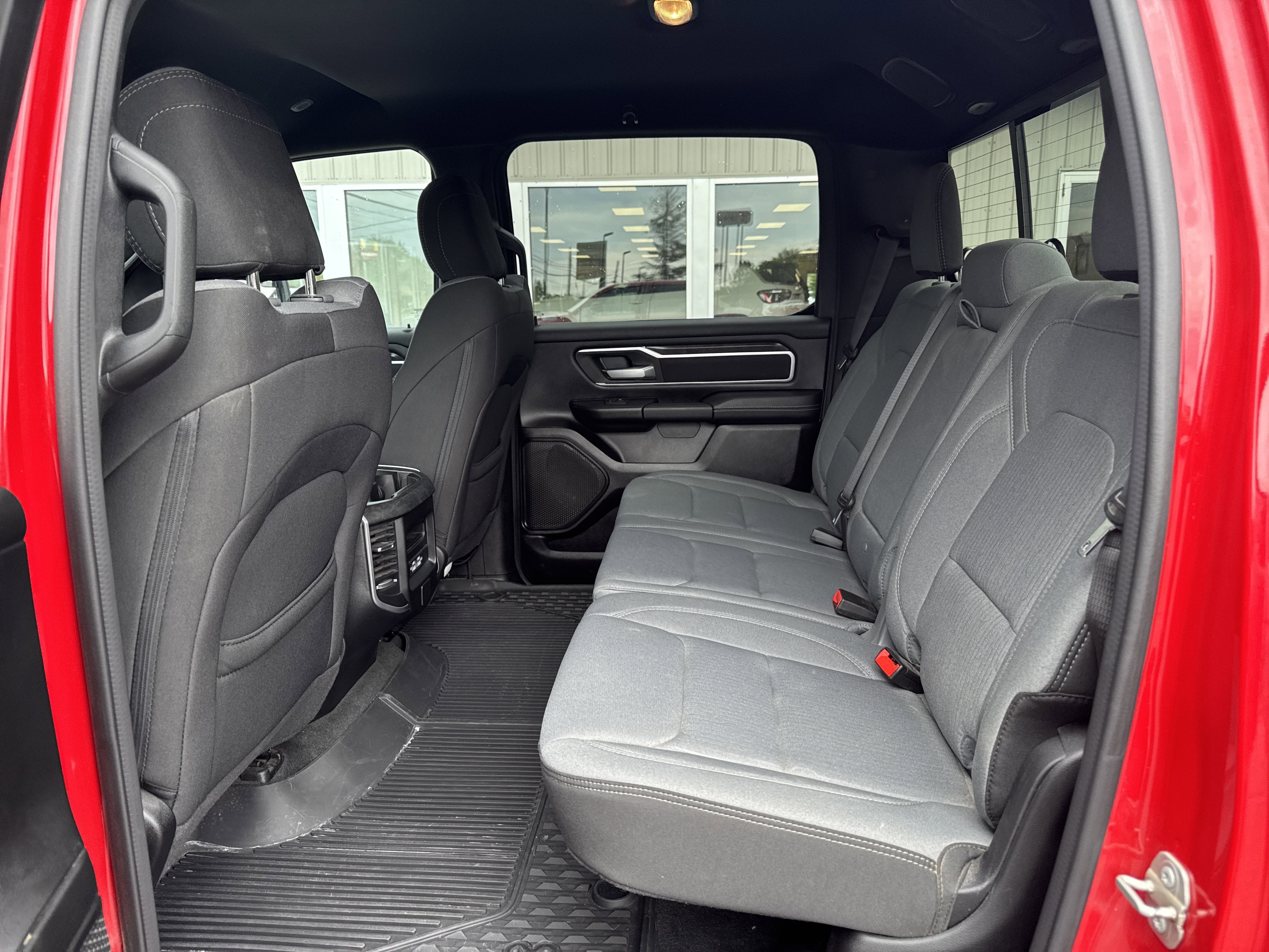 2023 RAM 1500 Big Horn Crew Cab 4x4 6'4' Box