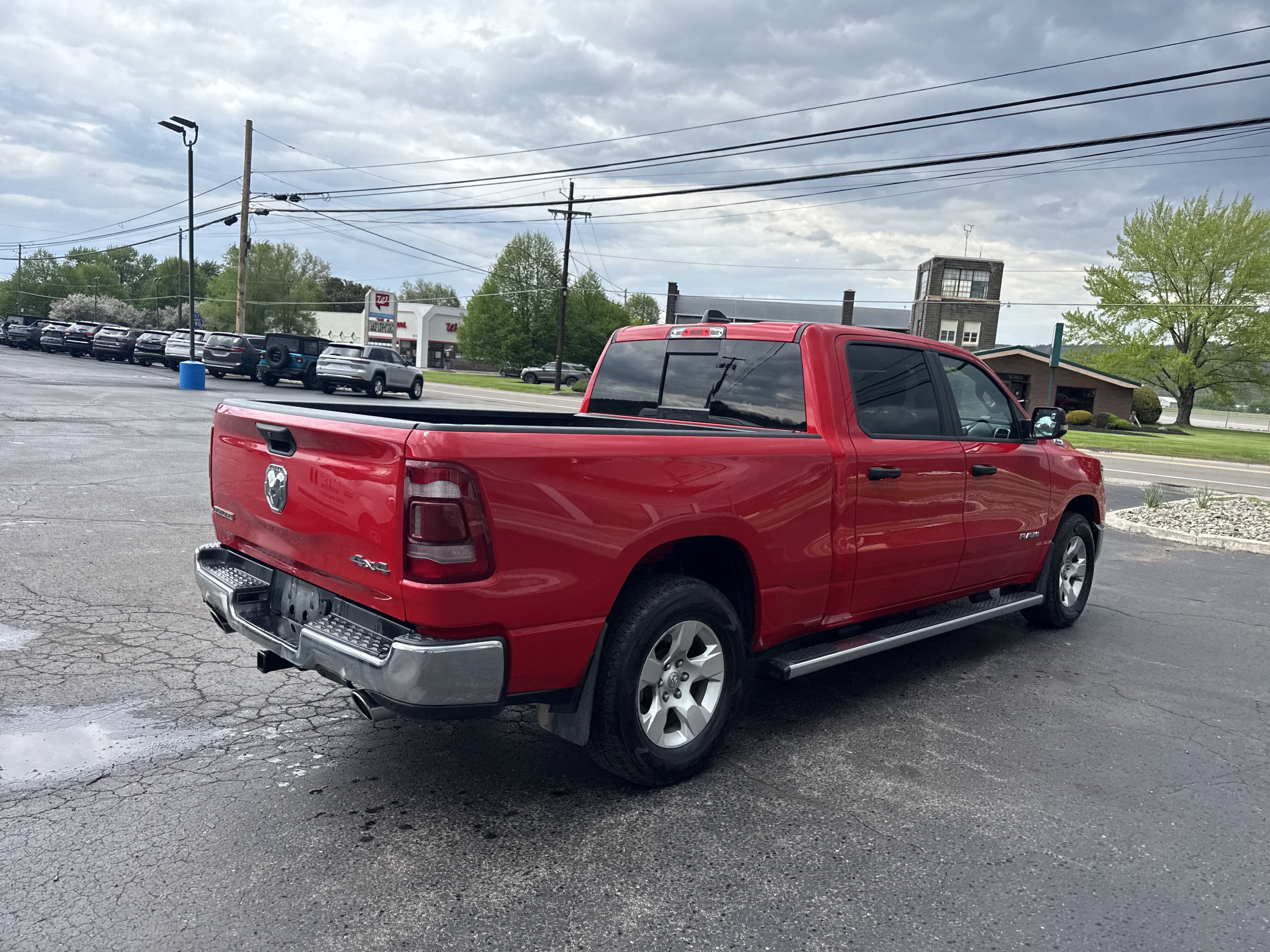 2023 RAM 1500 Big Horn Crew Cab 4x4 6'4' Box