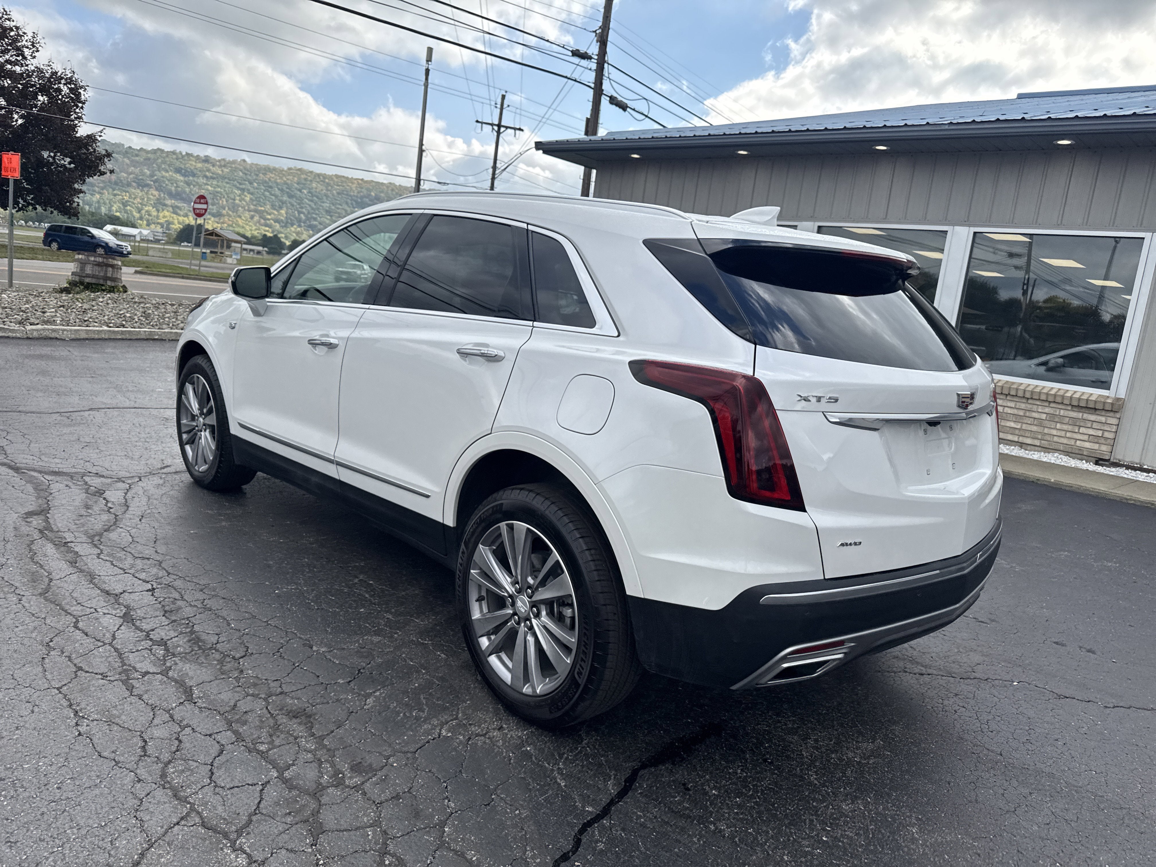 2025 Cadillac XT5 AWD Premium Luxury