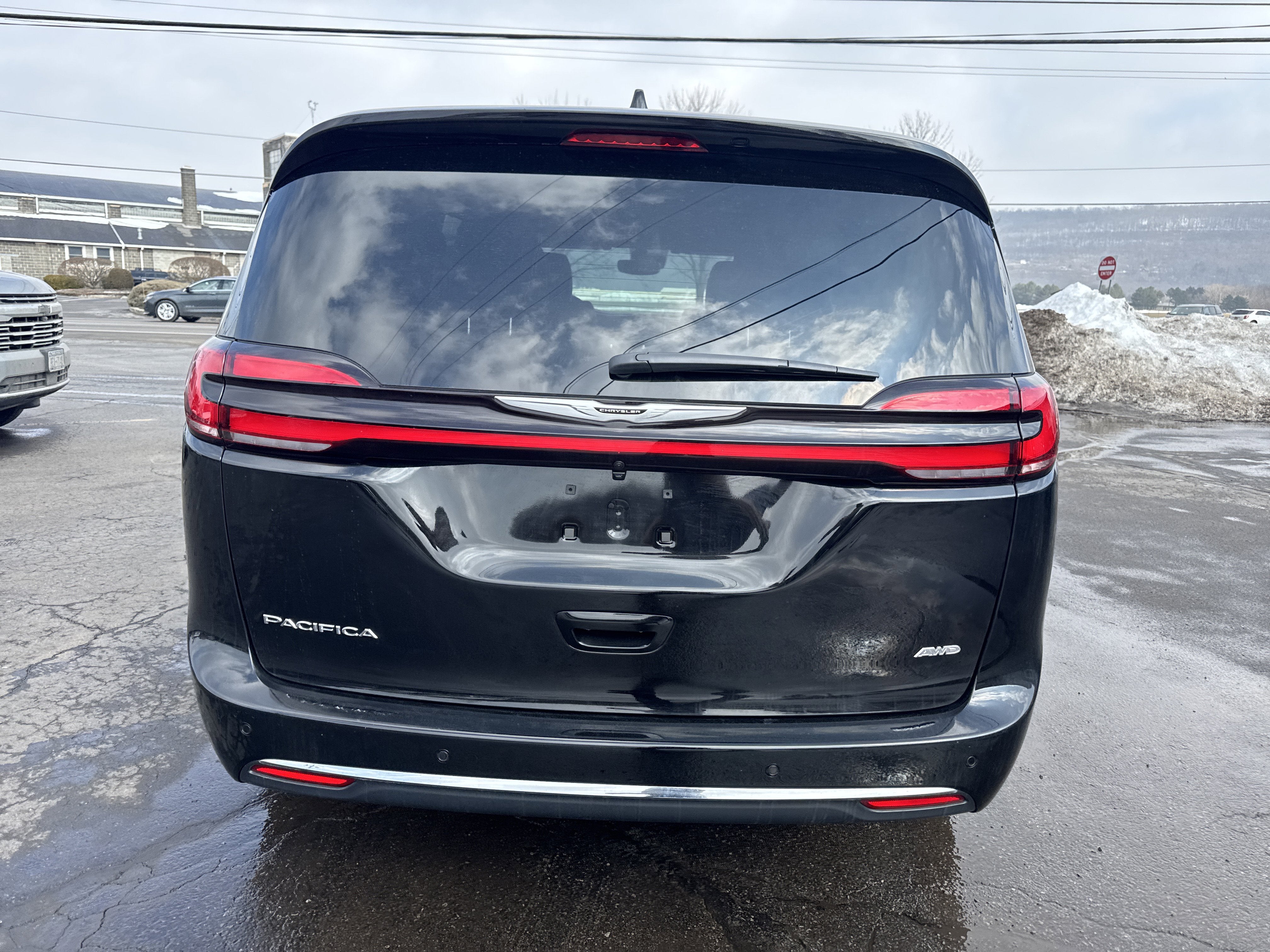 2026 Chrysler Pacifica PACIFICA SELECT AWD