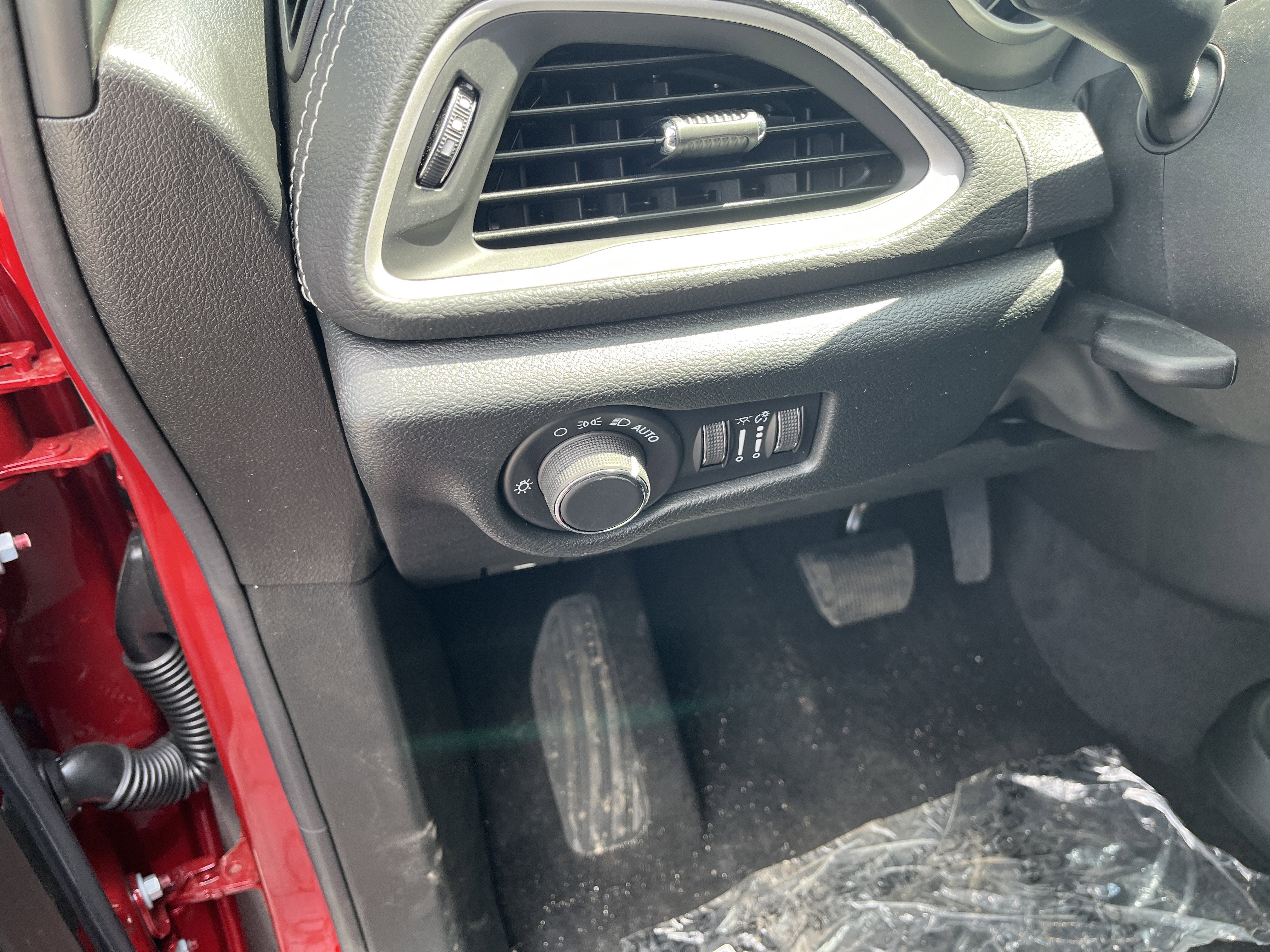 2027 Chrysler Pacifica PACIFICA SELECT AWD