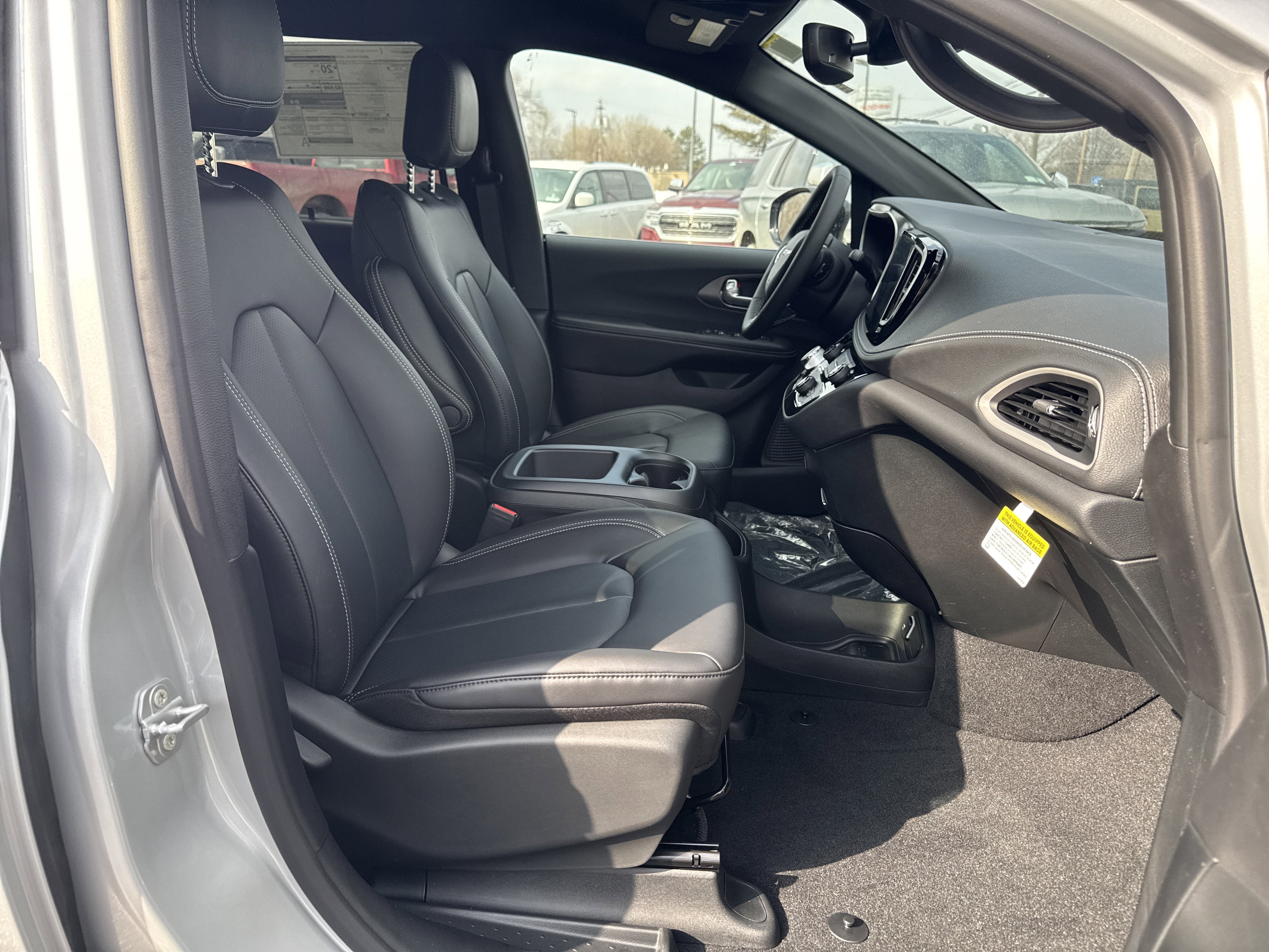 2026 Chrysler Pacifica PACIFICA SELECT AWD