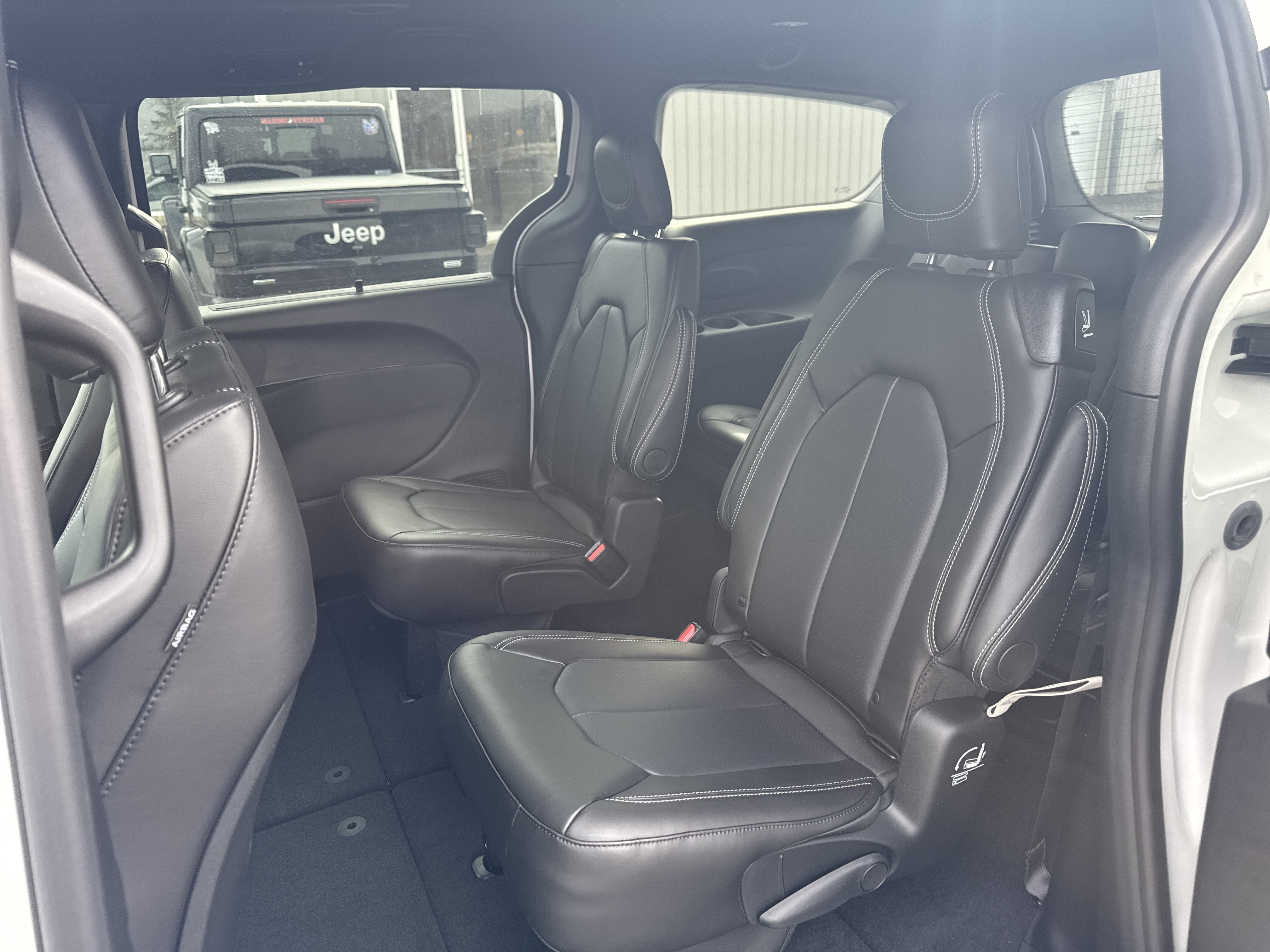 2026 Chrysler Pacifica PACIFICA SELECT AWD