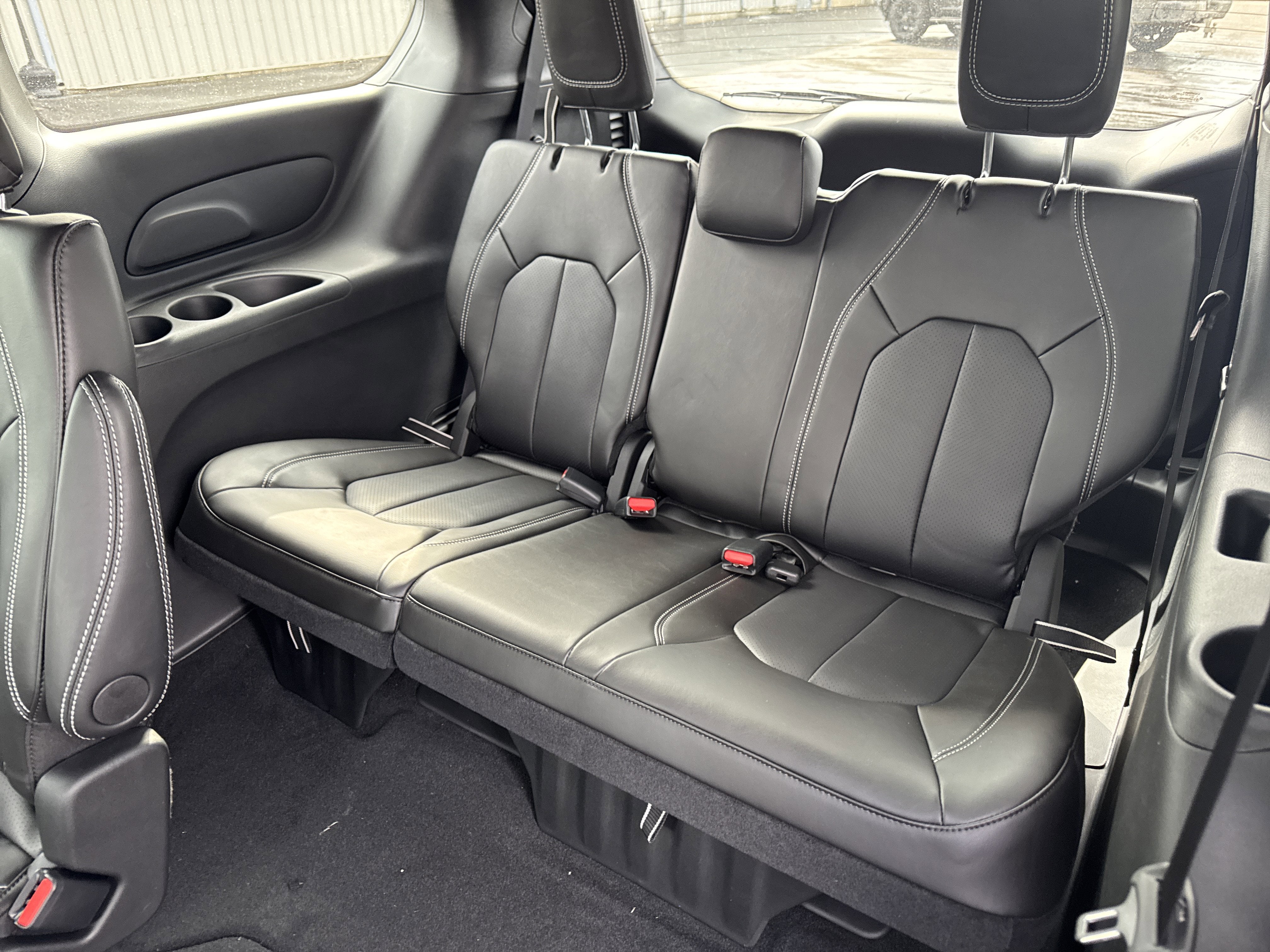 2026 Chrysler Pacifica PACIFICA SELECT AWD