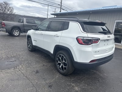 2026 Jeep Compass COMPASS LIMITED 4X4