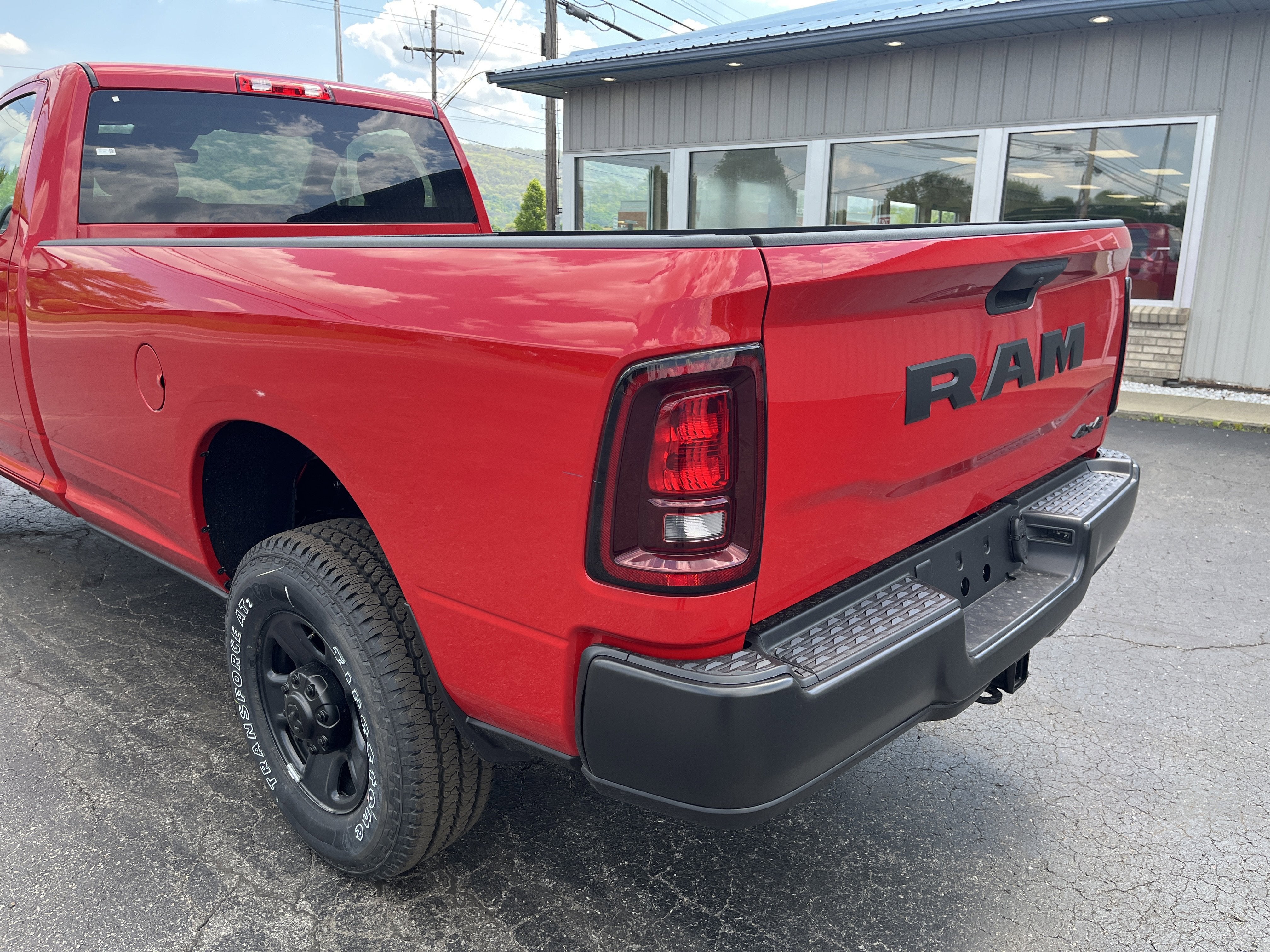 2026 RAM Ram 3500 RAM 3500 TRADESMAN REGULAR CAB 4X4 8' BOX
