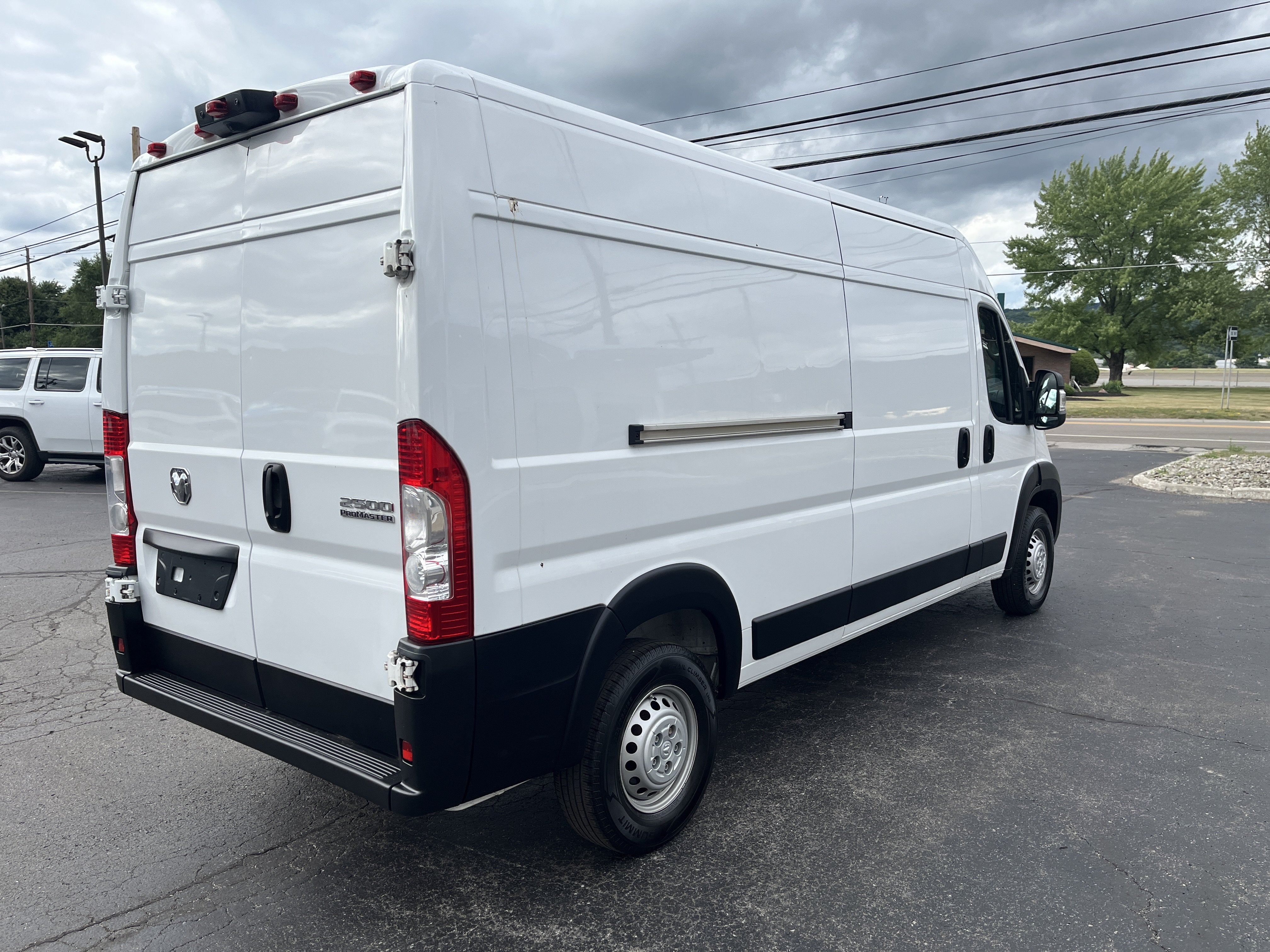 2025 RAM ProMaster Cargo Van Tradesman