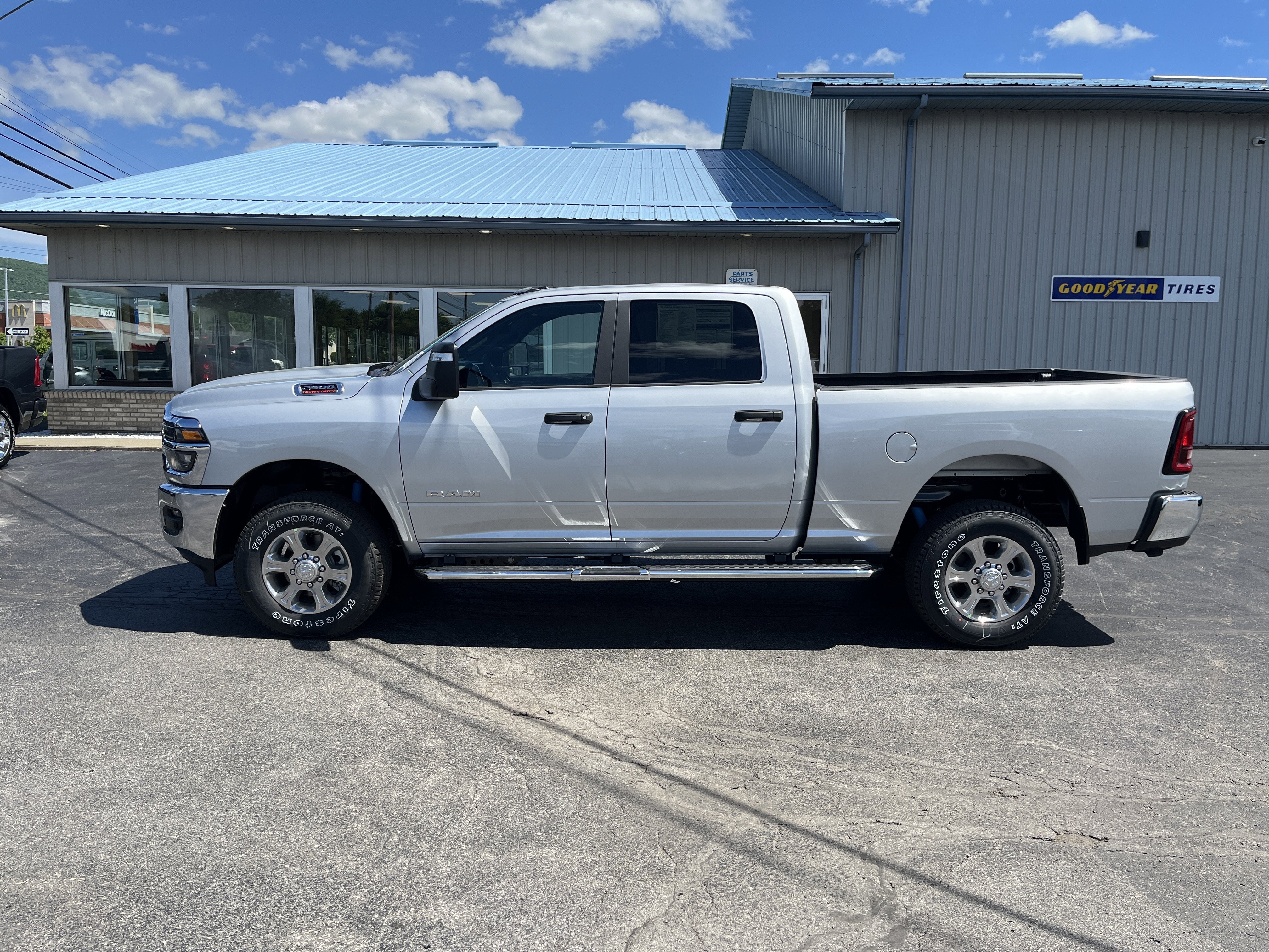 2026 RAM Ram 2500 RAM 2500 BIG HORN CREW CAB 4X4 6'4' BOX