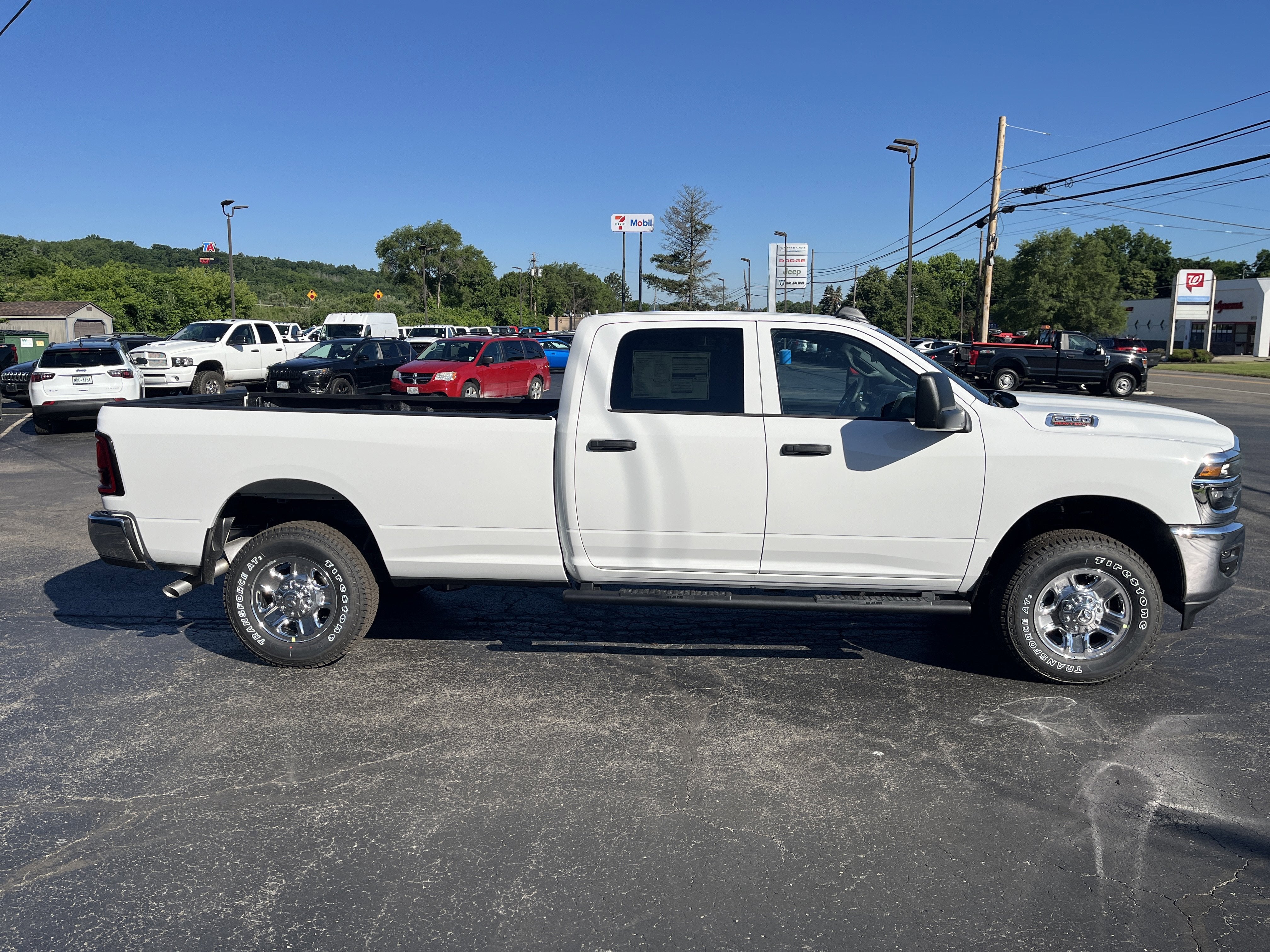 2026 RAM Ram 2500 RAM 2500 TRADESMAN CREW CAB 4X4 8' BOX