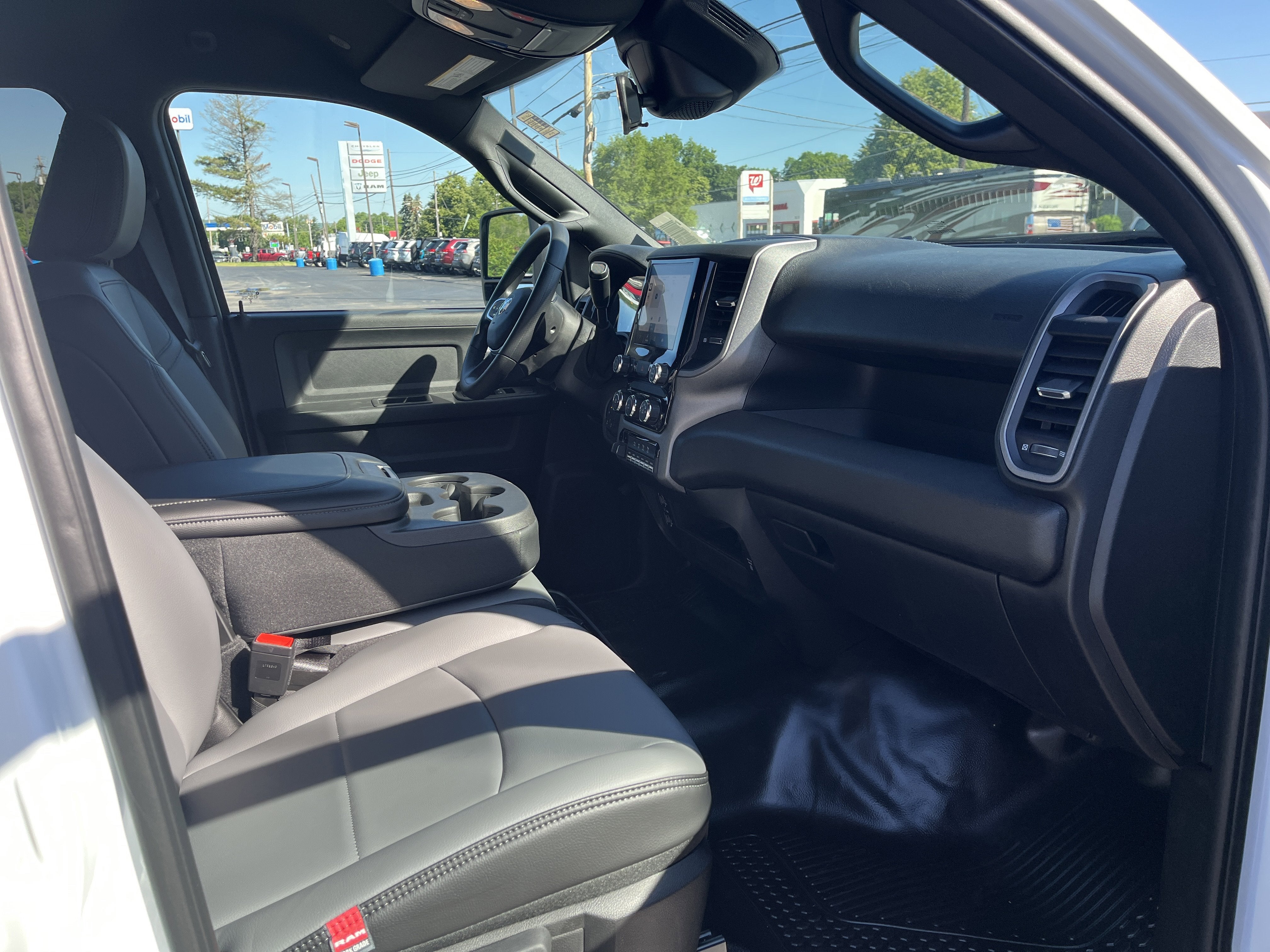 2026 RAM Ram 2500 RAM 2500 TRADESMAN CREW CAB 4X4 8' BOX