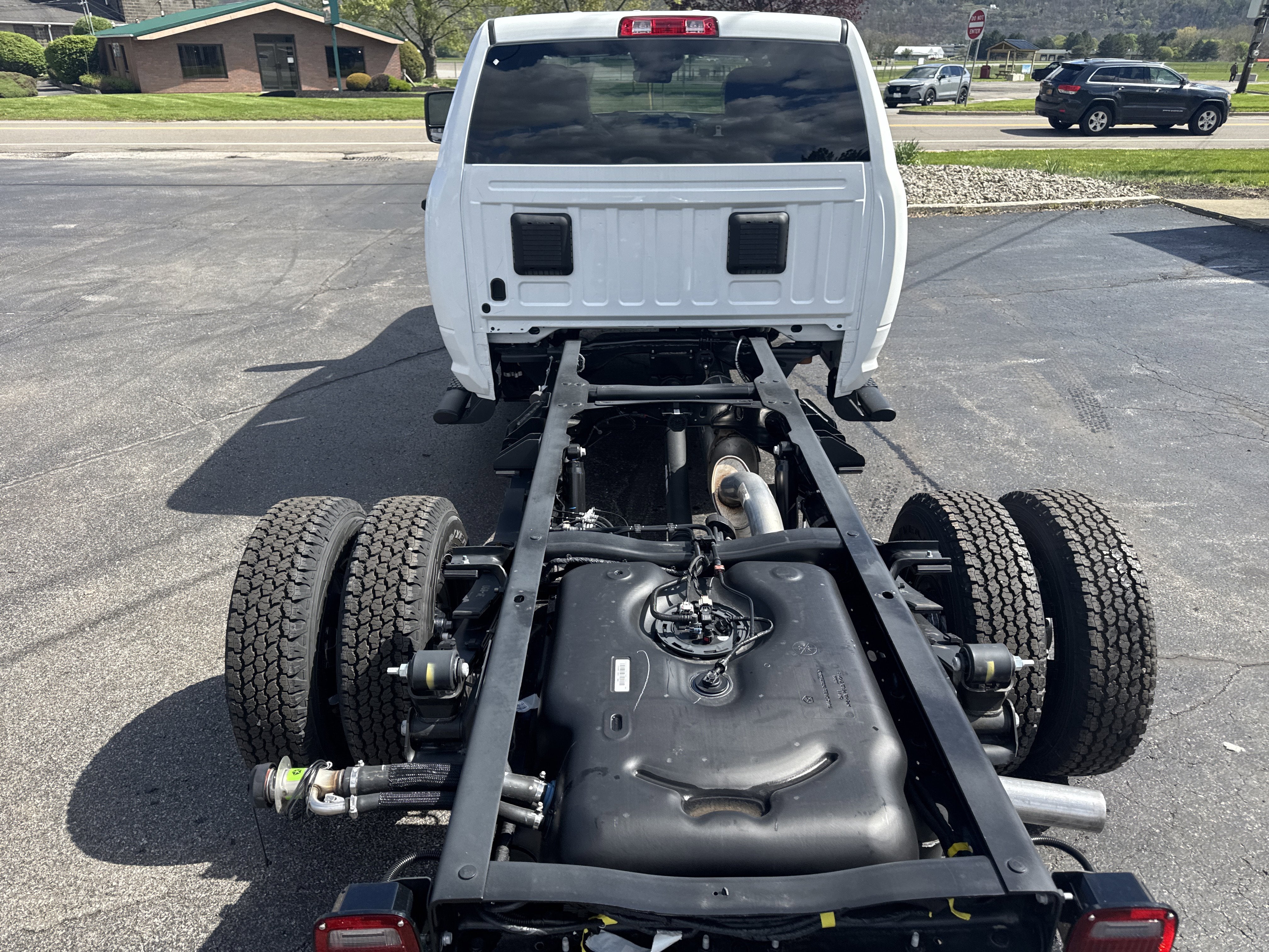 2026 RAM Ram 3500 Chassis Cab RAM 3500 TRADESMAN CREW CAB CHASSIS 4X4 60' CA