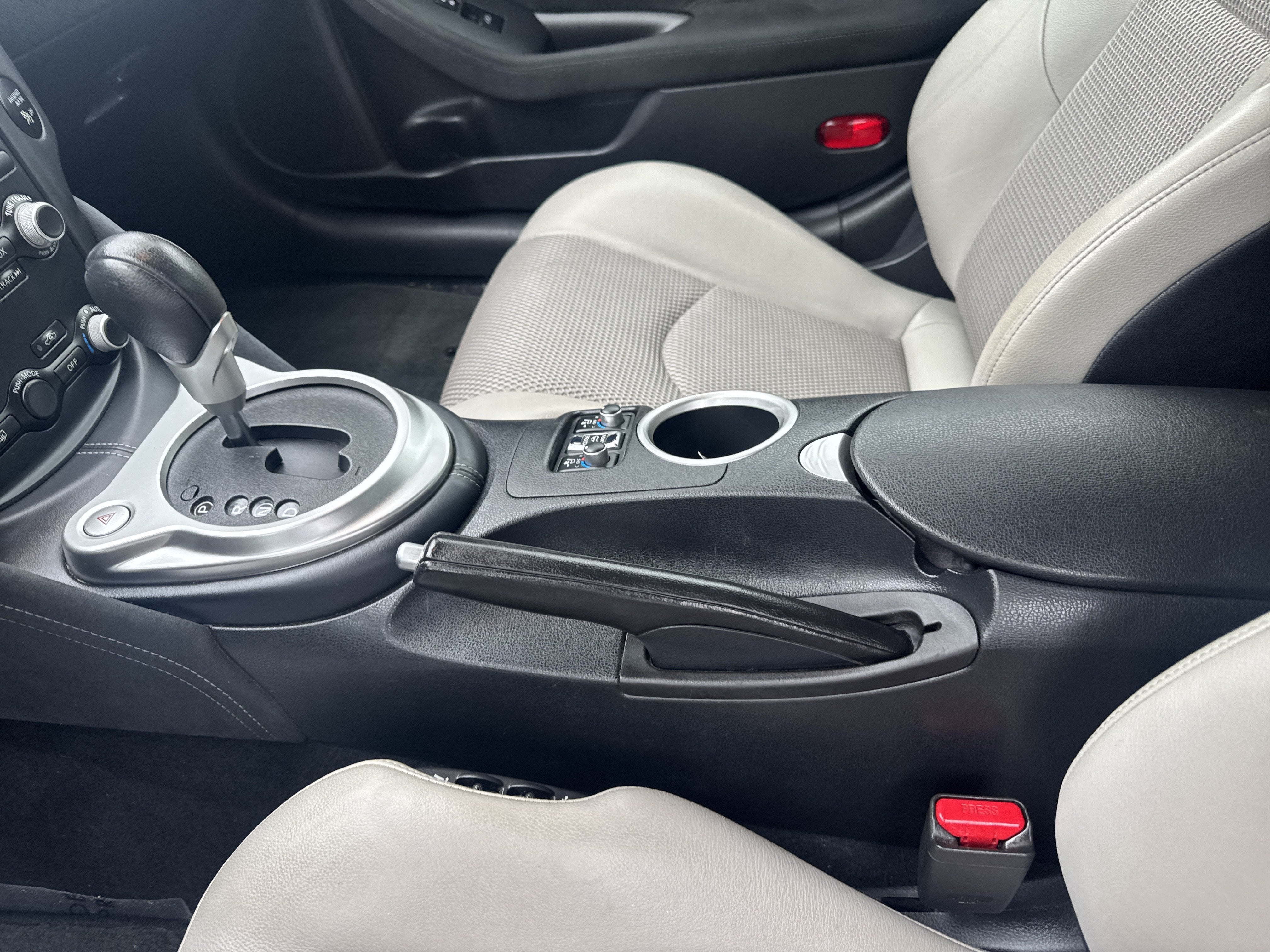 2016 Nissan 370Z Touring Sport