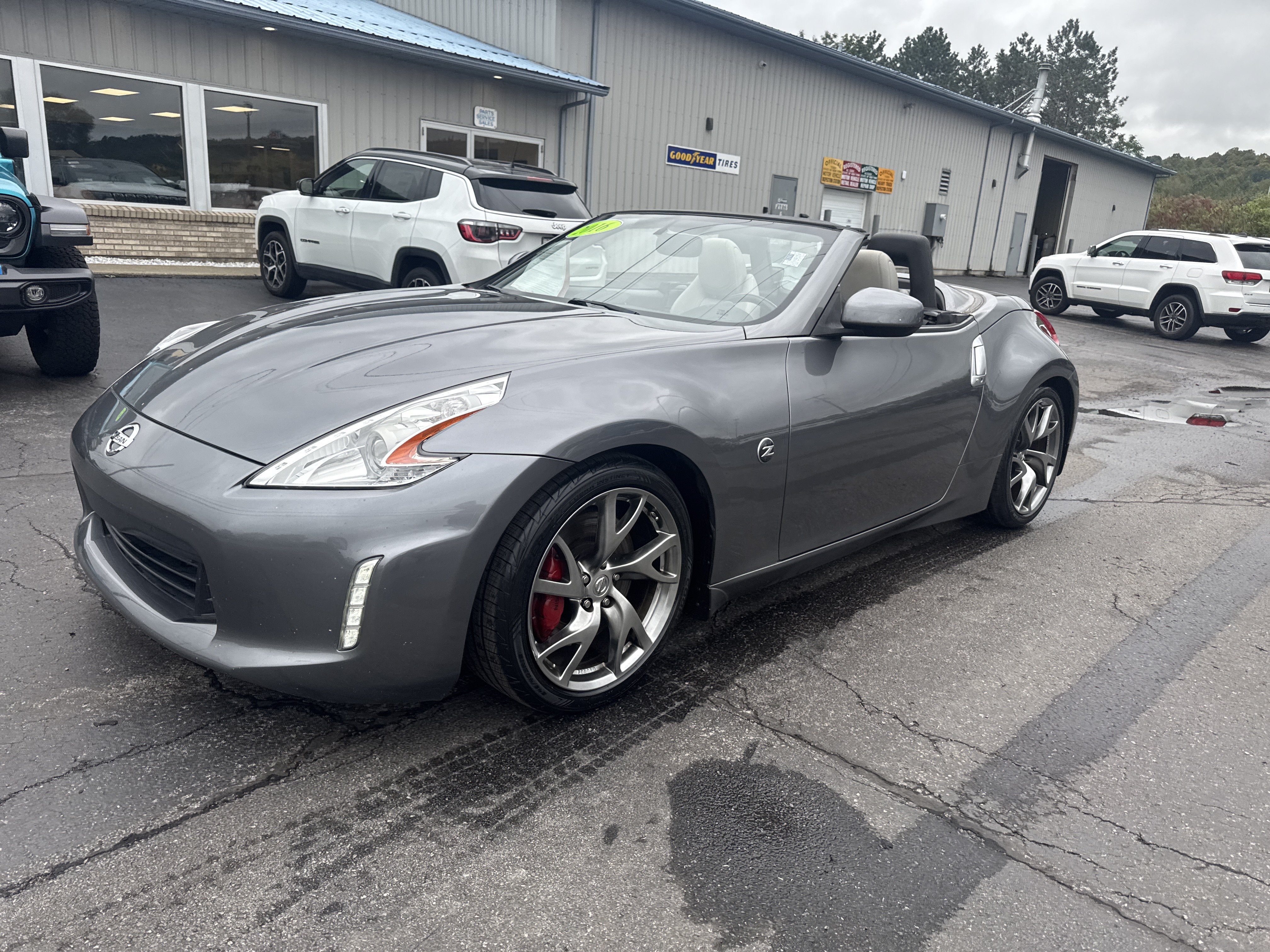 2016 Nissan 370Z Touring Sport