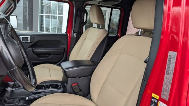 2020 Jeep Wrangler Unlimited Black and Tan 4x4