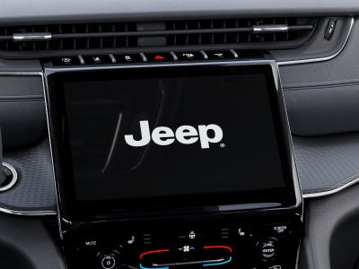 2027 Jeep Grand Cherokee Laredo