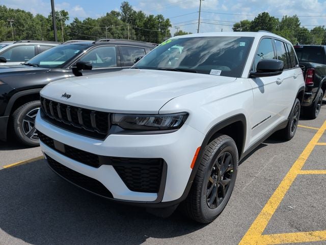 2026 Jeep Grand Cherokee GRAND CHEROKEE LAREDO ALTITUDE 4X4