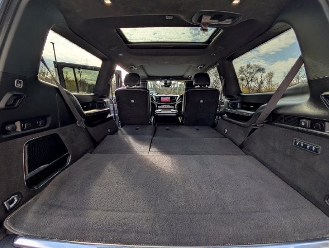 2023 Jeep Grand Wagoneer Series II