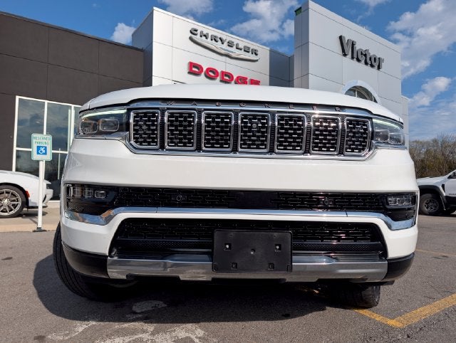 2023 Jeep Grand Wagoneer Series II