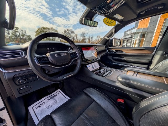 2023 Jeep Grand Wagoneer Series II