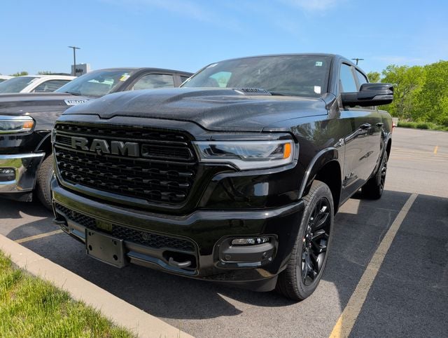2026 RAM Ram 1500 RAM 1500 LIMITED CREW CAB 4X4 5'7' BOX