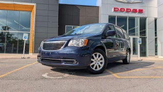 2016 Chrysler Town &amp; Country Touring