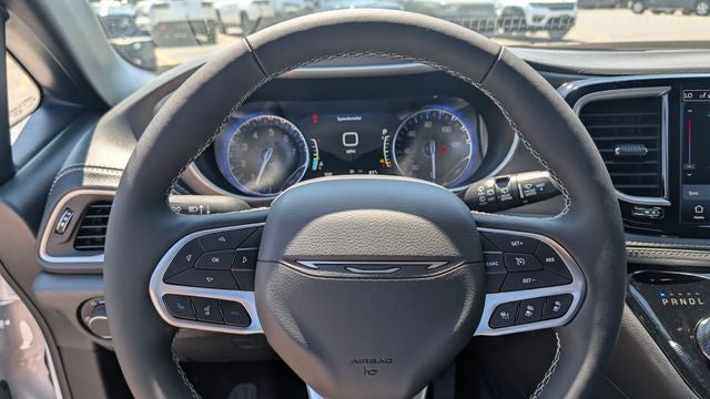 2027 Chrysler Pacifica PACIFICA SELECT