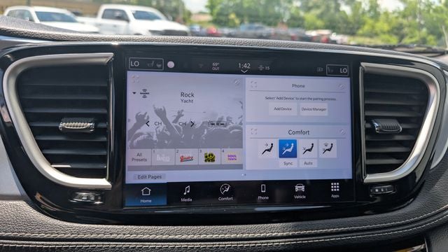 2021 Chrysler Pacifica Touring L AWD