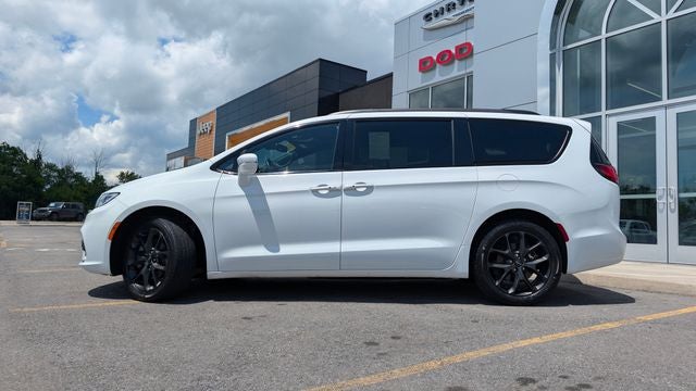 2021 Chrysler Pacifica Touring L AWD