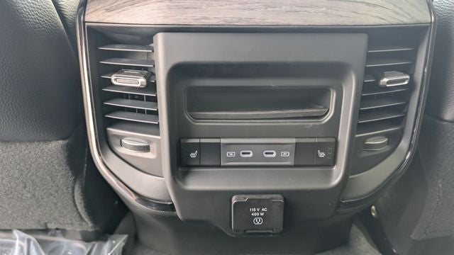 2026 RAM Ram 2500 RAM 2500 LIMITED CREW CAB 4X4 6'4' BOX