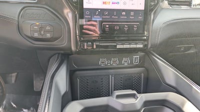 2026 RAM Ram 2500 RAM 2500 LIMITED CREW CAB 4X4 6'4' BOX
