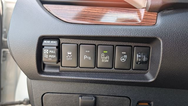 2017 Toyota Sienna Limited 7 Passenger