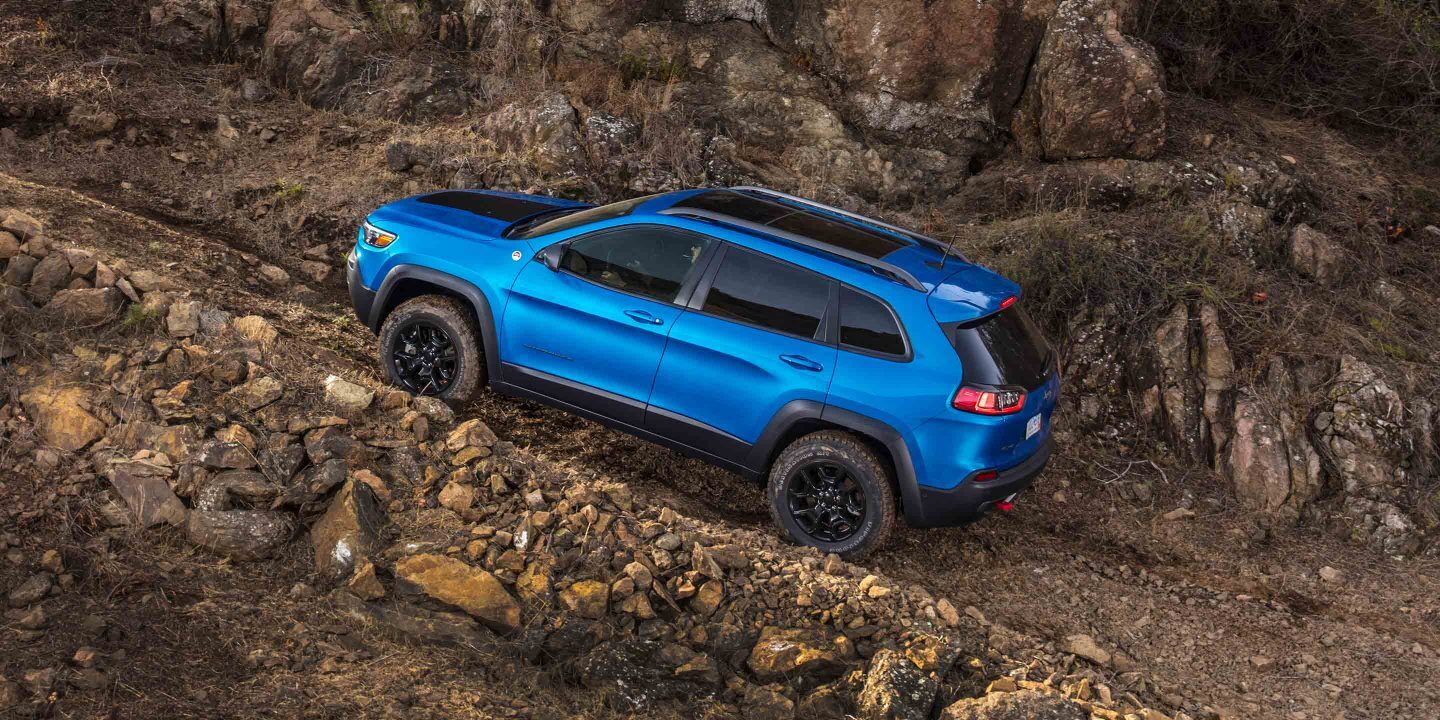 2019 Jeep Cherokee Blue Exterior Side View Off-Road