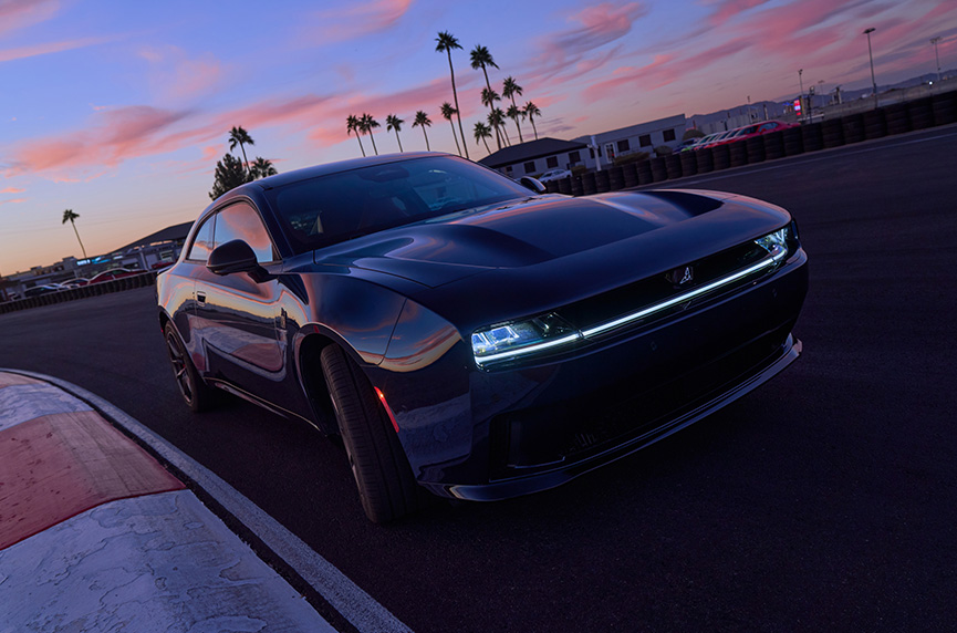 2025 Dodge Charger Daytona Grid Image 1