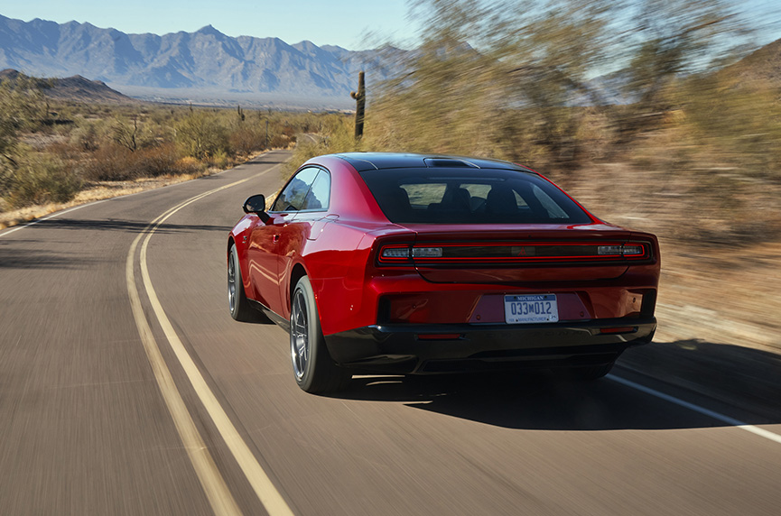 2025 Dodge Charger Daytona Grid Image 2